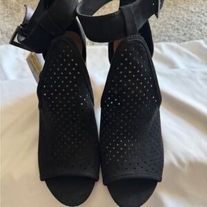 Madden Girl Fabric Black Women's Sandal/Shoes